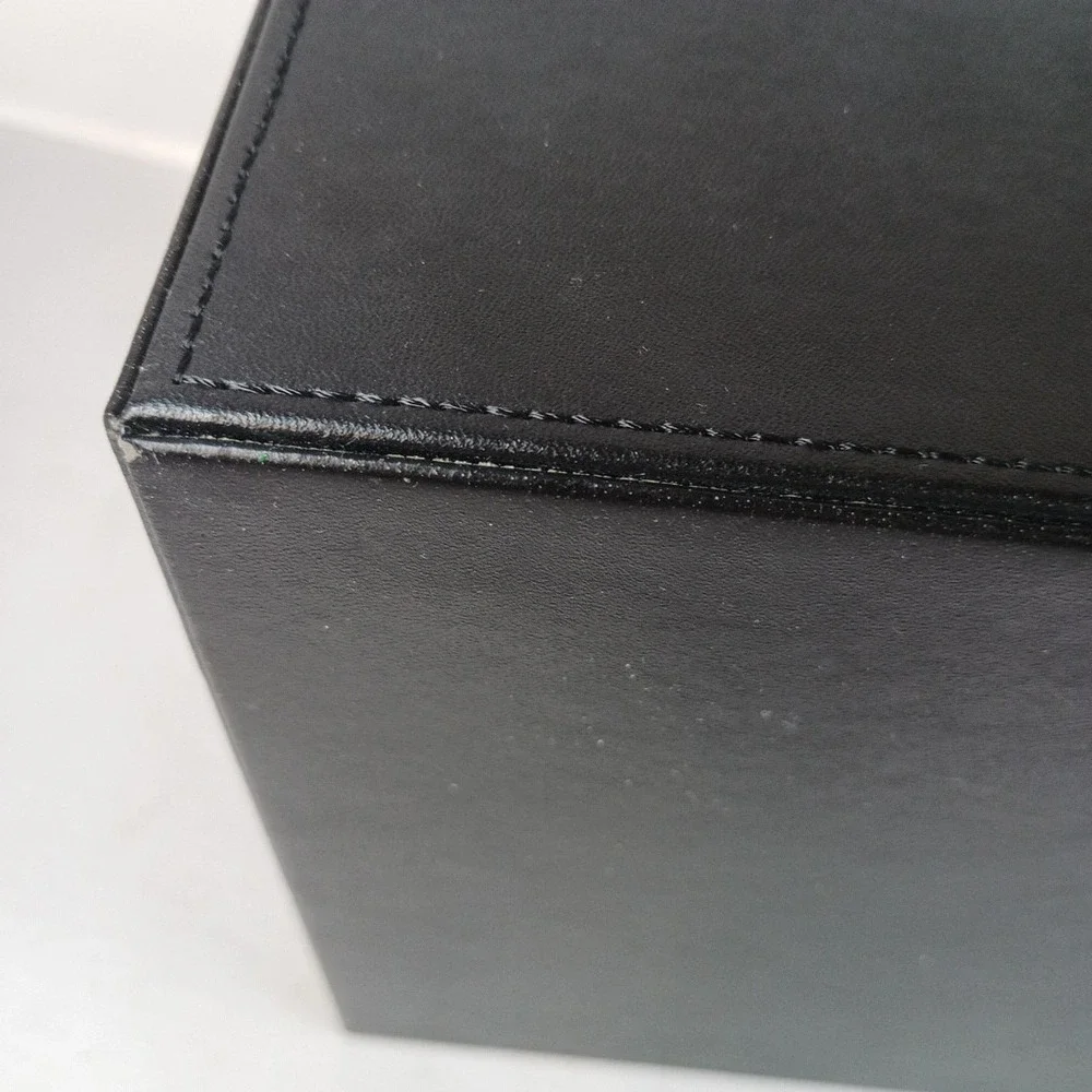 Glenor Co Bracelet Jewelry Box with 2 Removable Rolls Holder stores Bracelets